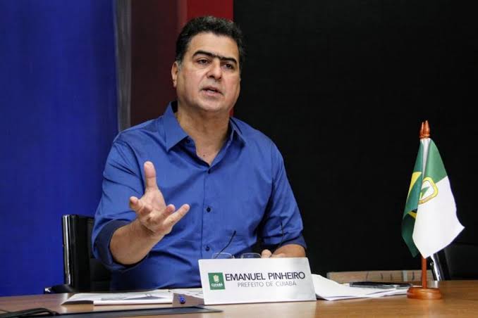 Emanuel Pinheiro deixa MDB e anuncia filiação ao PSD